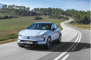 Volvo EX30 Twin Motor Performance AWD 428Ps 